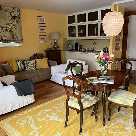 Oasis Apartment *